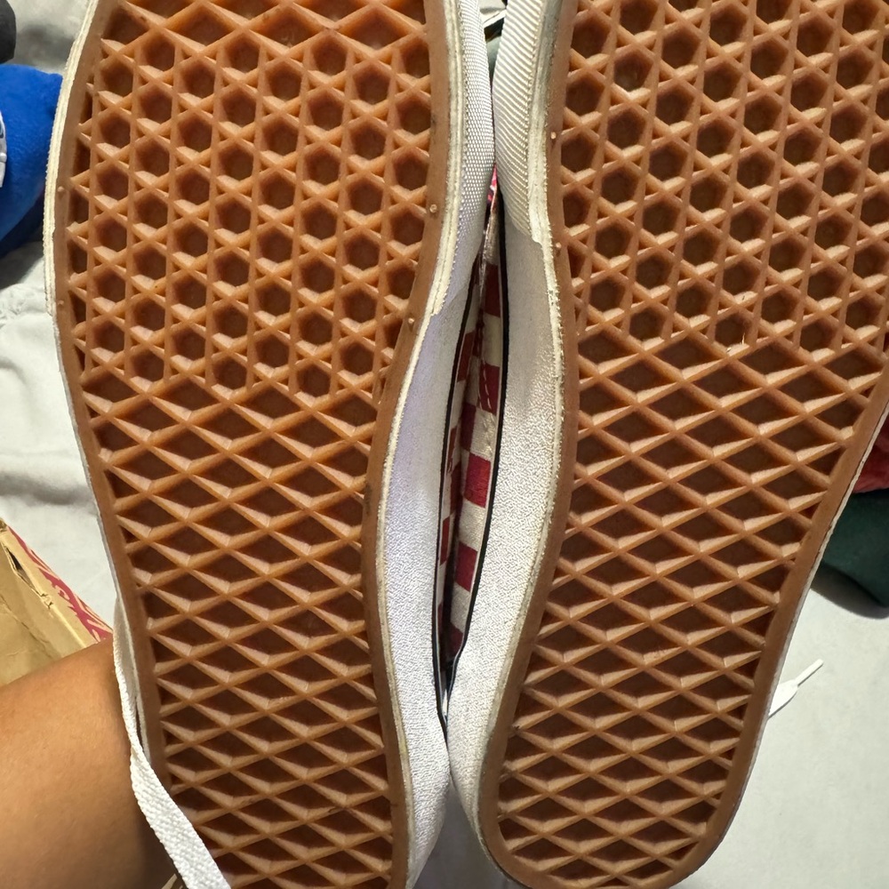 Vans - Picture 5 of 6